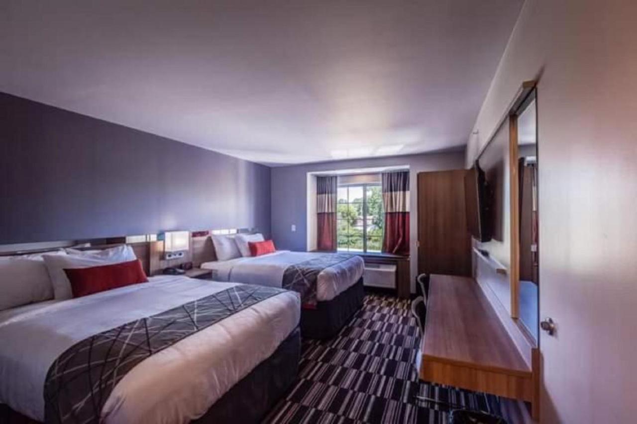Microtel & By Wyndham Ny